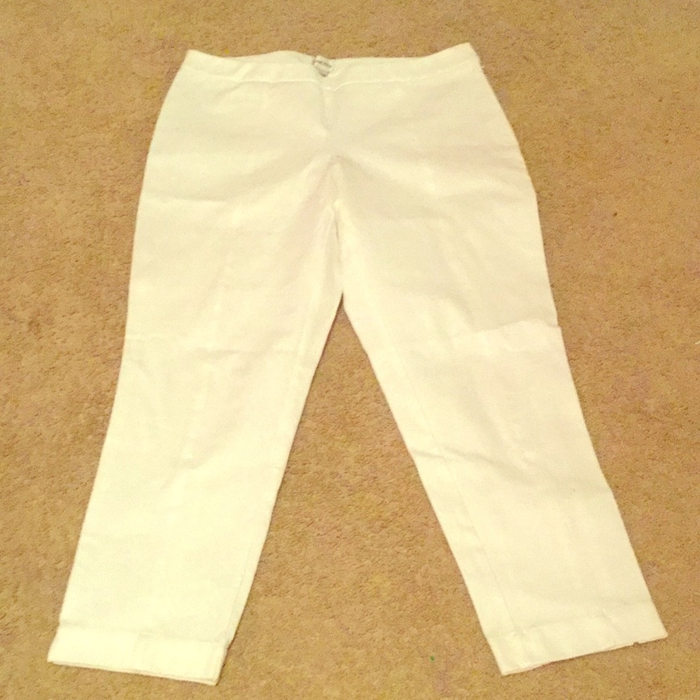 Size 2 white Chico’s pants